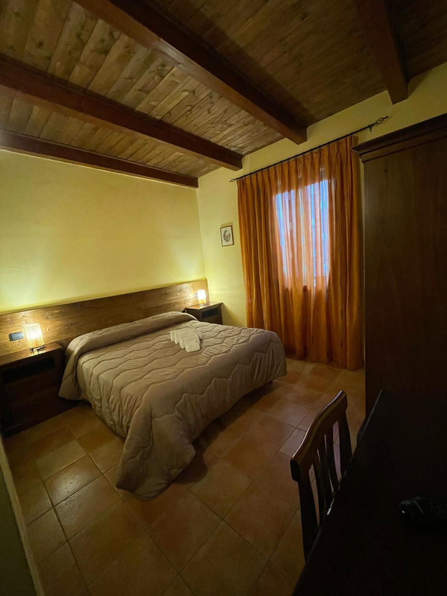 La Locanda Del Poeta Acri Kültér fotó