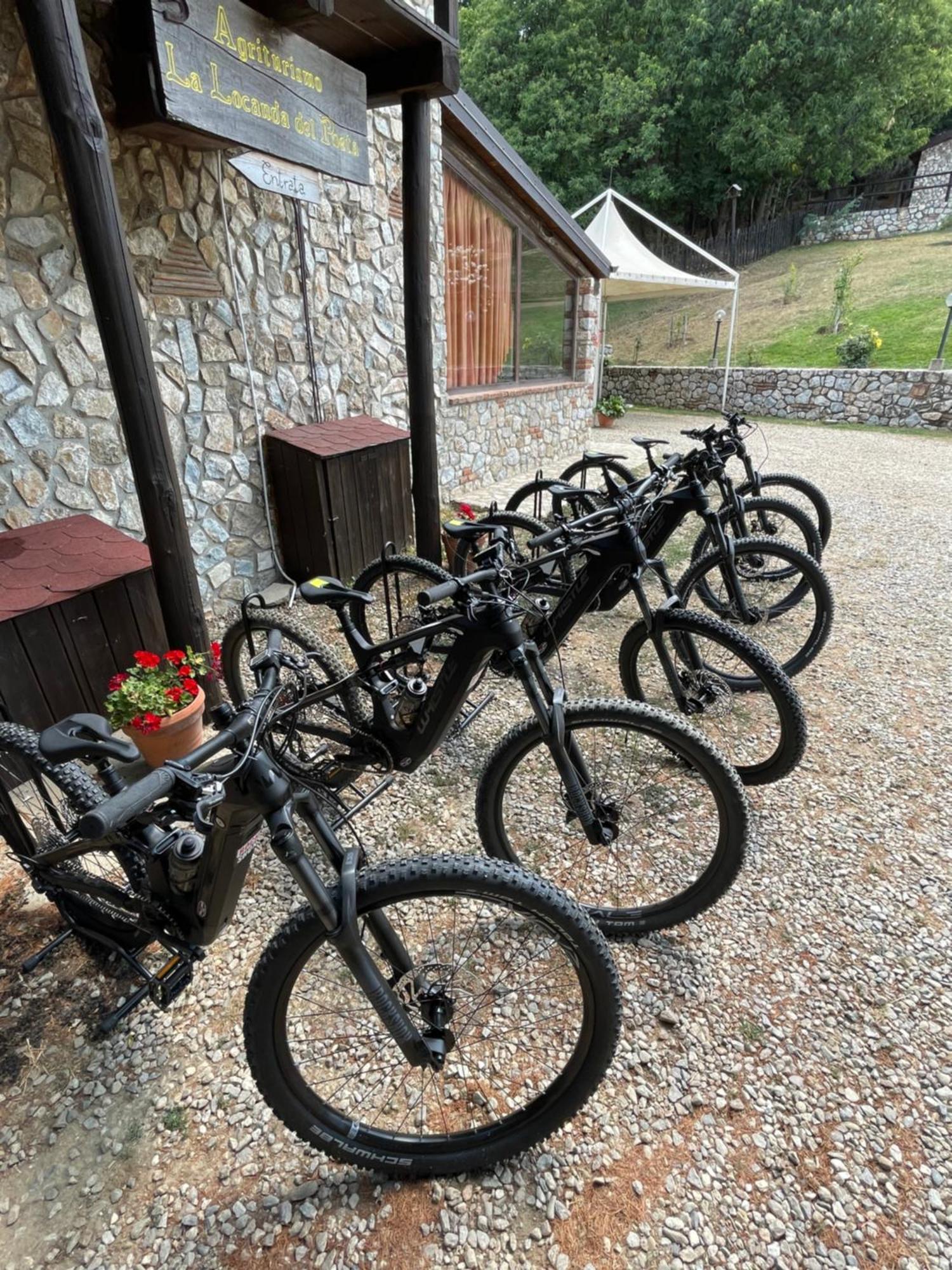 La Locanda Del Poeta Acri Kültér fotó