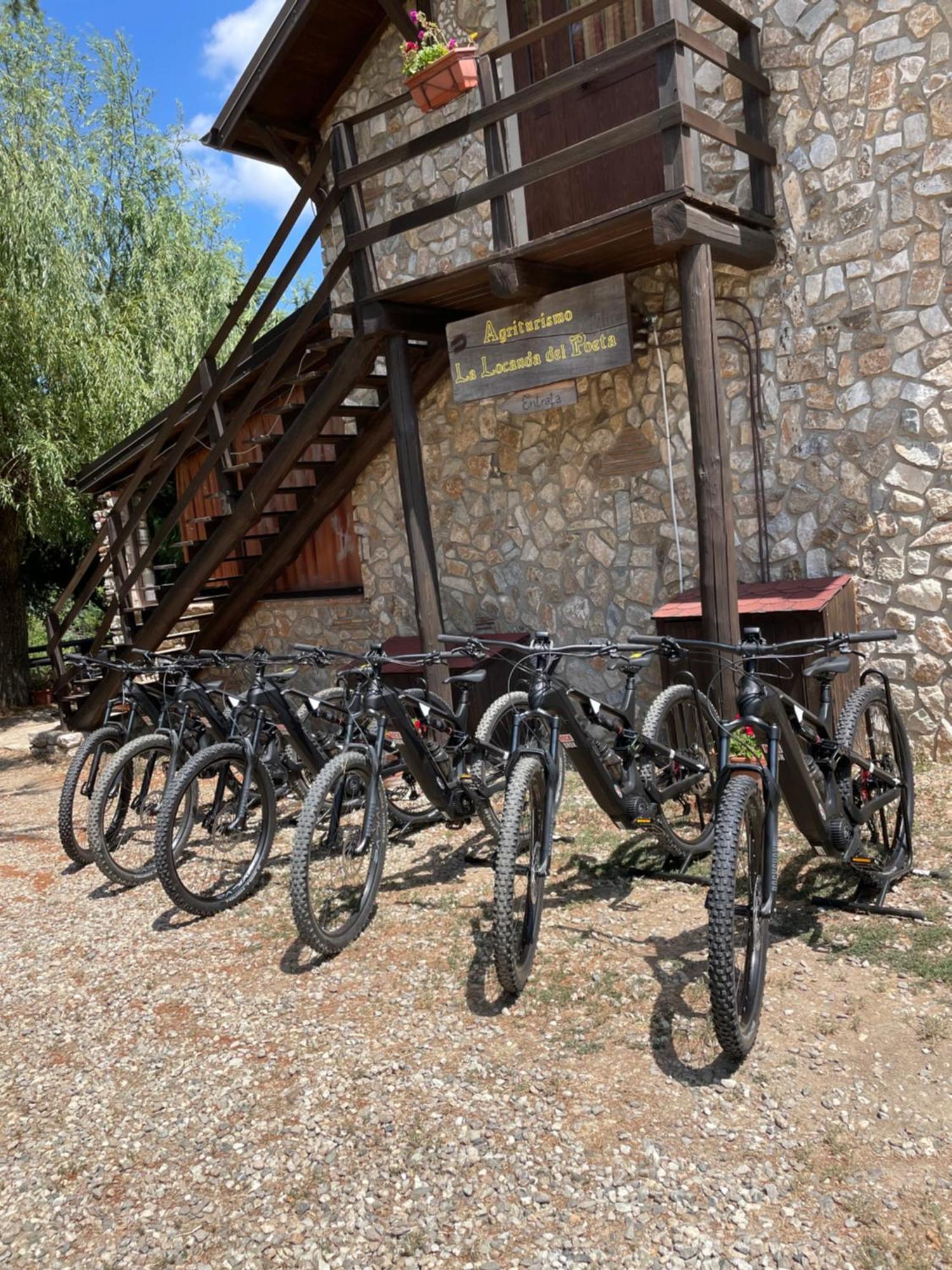 La Locanda Del Poeta Acri Kültér fotó